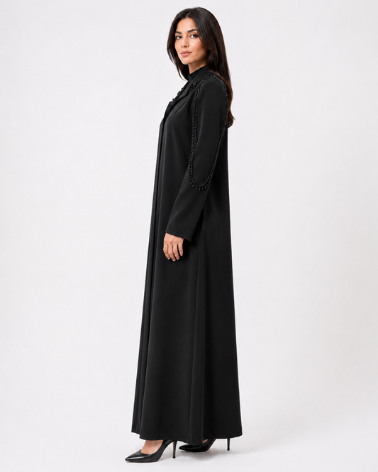 ROUNDED COLLAR
